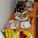 Mae Maria House Privatunterkunft Vila Cha (Porto)