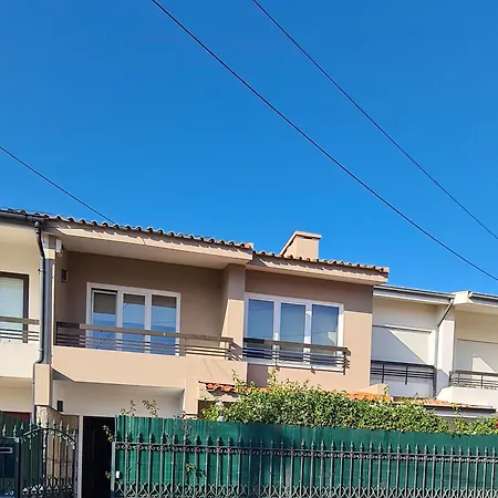 Mãe Maria House Pilgrims Santiago Vila Cha (Porto)