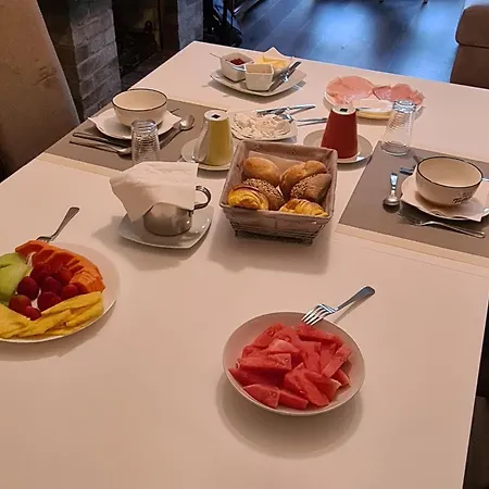 Mae Maria House 홈스테이 *